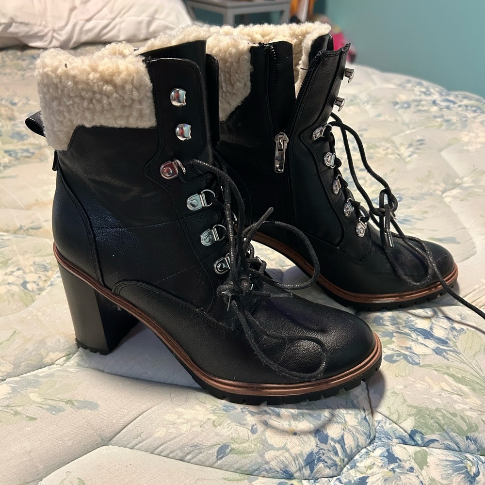 black ankle boots size 9 1/2